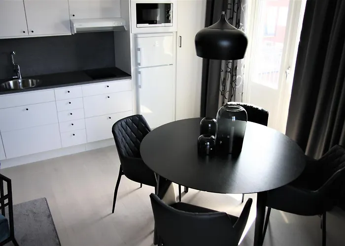 Sky Hotel City Apartments